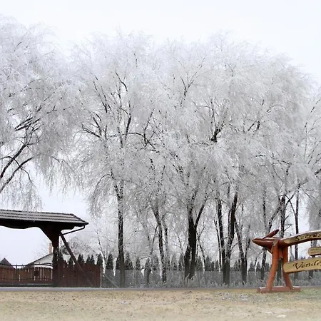 Holiday home Szeruskert Vendeghaz