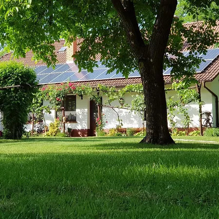 Szeruskert Vendeghaz Holiday home