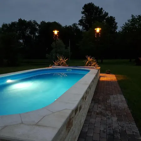 Szeruskert Vendeghaz Holiday home