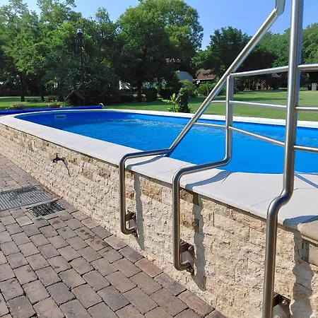 Szérűskert Casa de Férias