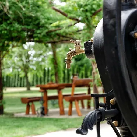 Holiday home Szeruskert Vendeghaz